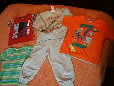 Conjunto D Jogins Mas 3 Remeras