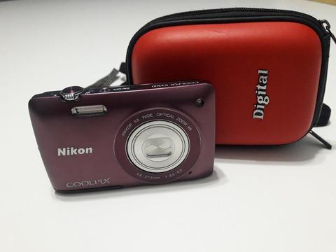 Camara Nikin Coolpix S4300