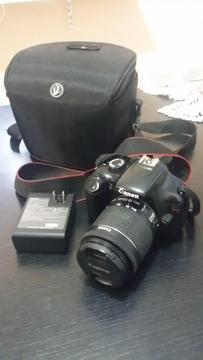 vendo cámara profesional canon poco uso