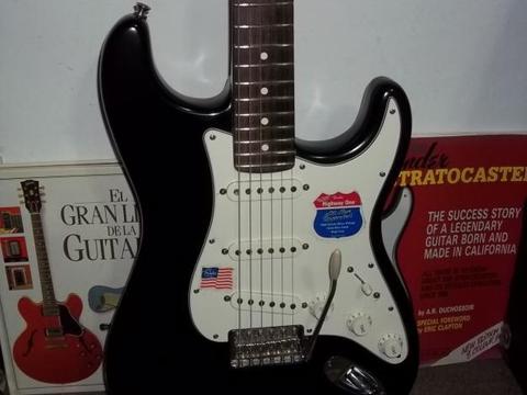 FENDER STRATOCASTER HIGHWAY ONE USA! Y PUAS GIBSON, IBANEZ, JACKSON, PRS