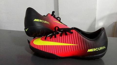 Botines Nike Mercurial Nuevos N°32