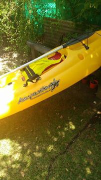 Vendo Kayak Poco Uso por Cambio de Unidad,tomo mayor valor,Kayak!!!