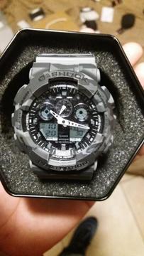 Casio Gshock, Modelo Ga100cm8a