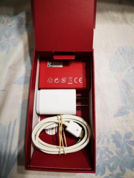 LG G4 CARGADOR, CABLE USB,AURICULARES,CAJA,Y MANUAL ORIGINAL