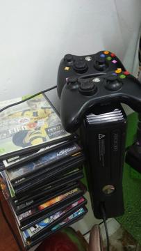 Xbox 360 Slim de 4g Flasheada