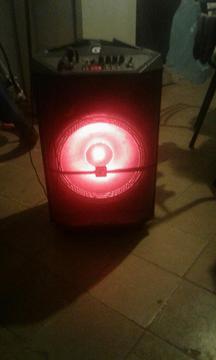 Vendo Maleta Parlante Grande D 12 T