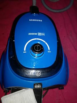 Aspiradora Samsung 2000 W