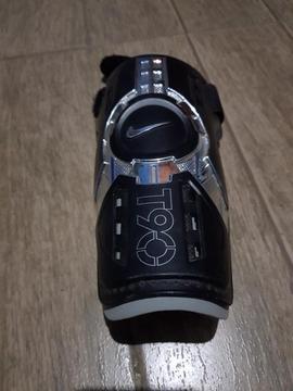 Vendo Canilleras Nike