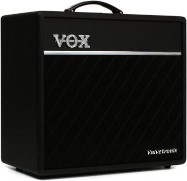 amplificador de guitarra VOX vt80 IMPECABLE con footswitch