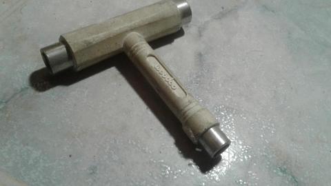 Herramienta T Para Armar/desarmar Skate
