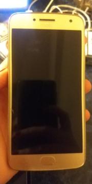 Moto G5 Plus