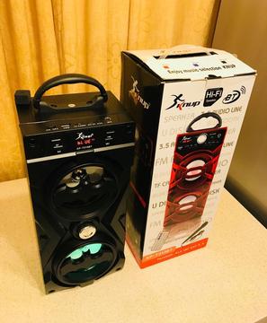 Vendo Parlantes Nuevos en Caja Bluetooh