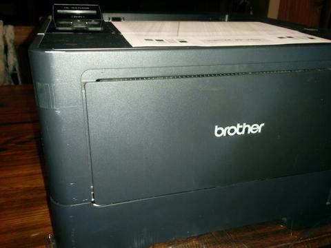 Impresora Láser Brother Hl5470dw 9mil C