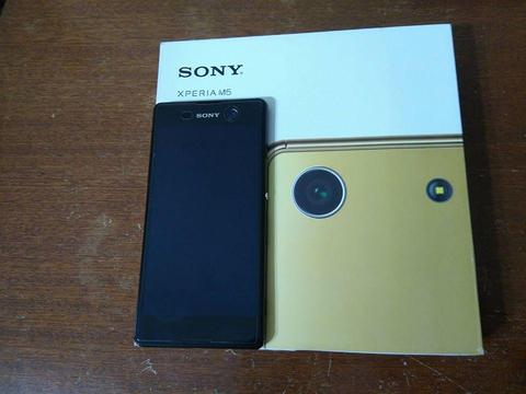 Sony xperia M5