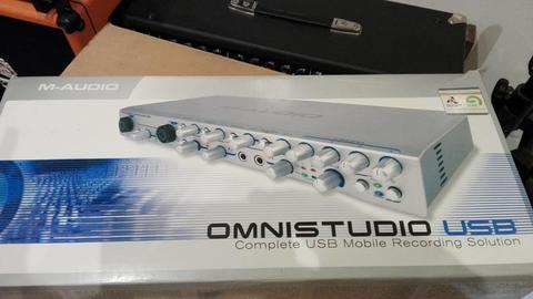 Interfaz De Audioplaca de sonido / Mixer Maudio Omnistudio Usb