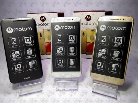 Motorola Moto M Nuevos y Libres! Pantalla de 5.5 Pulgadas, 3GB de RAM, 32GB de Interna, Cámara Principal de 16 MP!