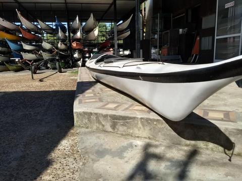 Kayak TRAVESÍA doble cerrado Vendo o Permuto por simple