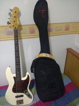 Squier Fender Jazz Bass Vintage Modified Blanca Protector