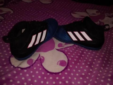 Botines Adidas