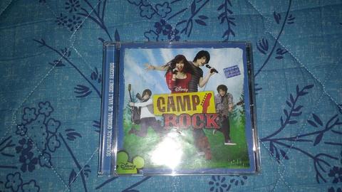 Vendo cd de la película Camp Rock usado en muy buen estado!!