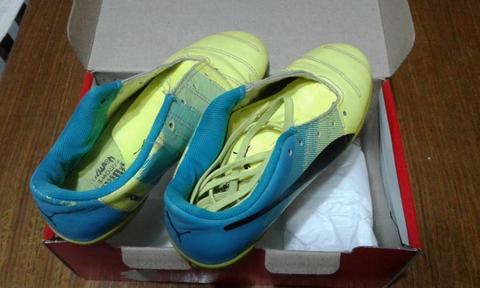 Vendo Botines Puma T37