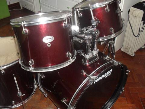 Bateria Mapex Tornado 5 Cuerpos