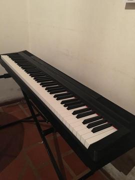 Piano Yamaha P105