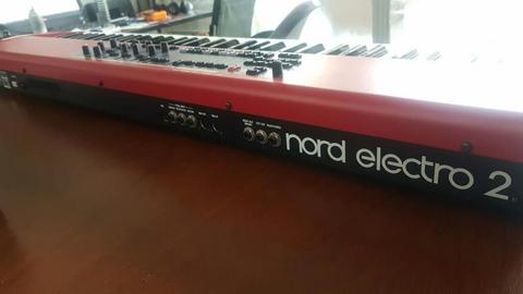 Piano Nord Teclado 73 Electro 2 Korg