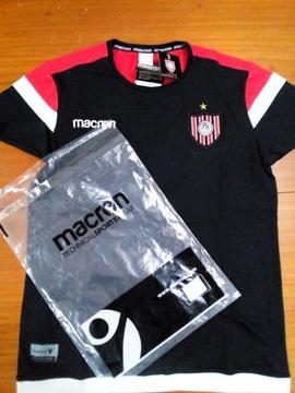 camiseta entrenamiento Chacarita jr..marca Macron, nueva sin uso.talles L y XL