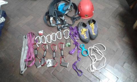 Equipo de Escalada Deportiva