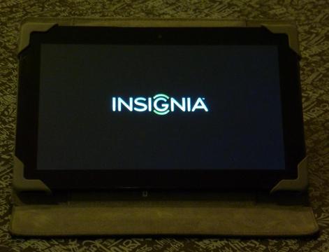 Insignia 10.1 Flex Tablet 16GB NS14T004