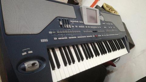 Vendo Permuto Korg Pa 800