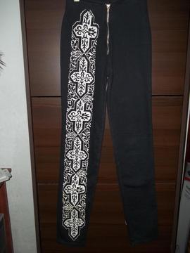 Pantalon Kosiuko elastizado con Cruces. Super original !!