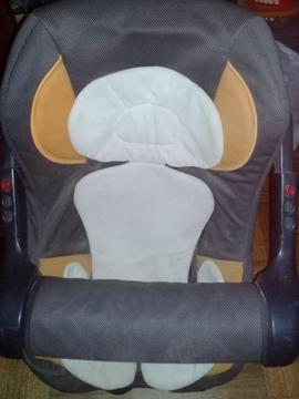 Silla de bebe para el auto