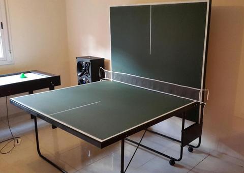 MESA DE PING PON PLEGABLE C/FRONTON
