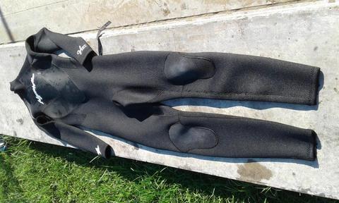 Traje neoprene hyperflex talle 6