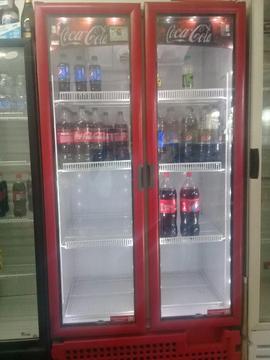 Vendo Heladera Exhibidora de Coca Cola