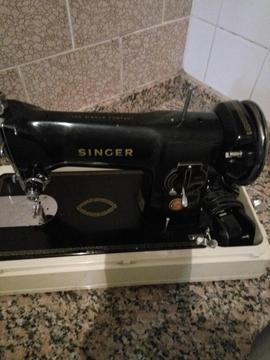 MAQUINA DE COSER SINGER PARA COLECCIONISTAS O ENTENDIDOS