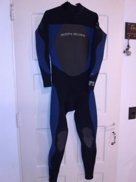 Traje de Neoprene 4/3