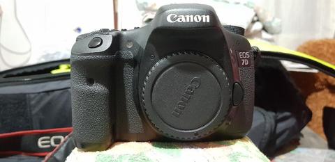 Permuto Canon Eos 7d por Nikon
