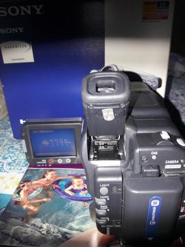 Filmadora Sony Handycam Dcrtrv280