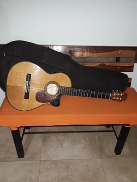 Vendo Guitarra Alpujarra 86 Kec con Estu