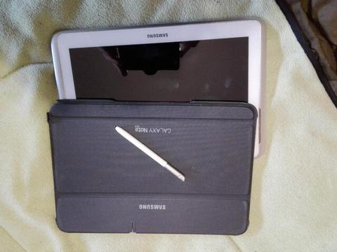 Tablet samsung galaxy note 10.1 GT N8010 impecable con bateria, funda y accesorios origianales