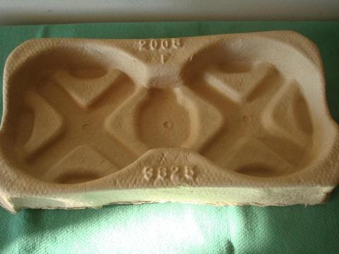 Soporte o molde de carton resistente para envases por 20 unidades