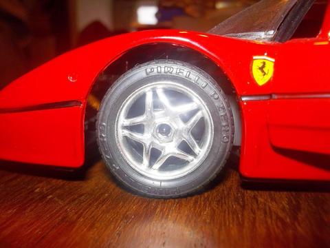 Vendo Ferrari F50 Burago 1/24