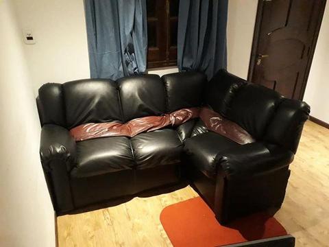 Sofa en L sillon negro y bordo