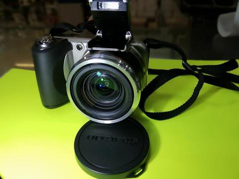Camara Olympus
