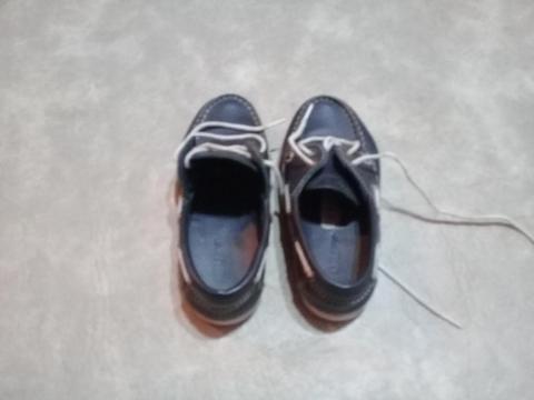 OPORTUNIDAD IMPREDIBLE!! NAUTICOS COLOR AZUL NUMERO 27 EXCELENTE ESTADO