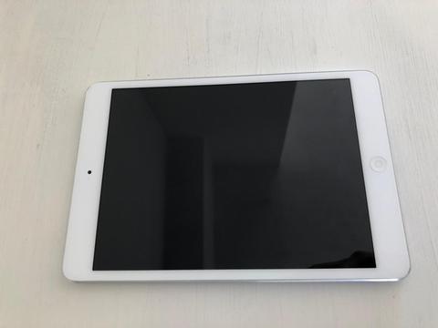 Vendo iPad mini 2 16gb blanco