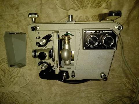 Proyector RAYNOX SUPER 8! IMPECABLE